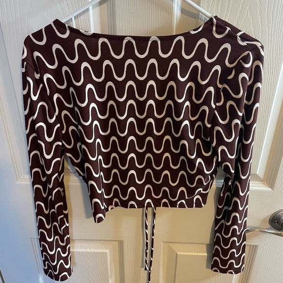 Meraki brown print cropped top size large - Picture 3 of 3